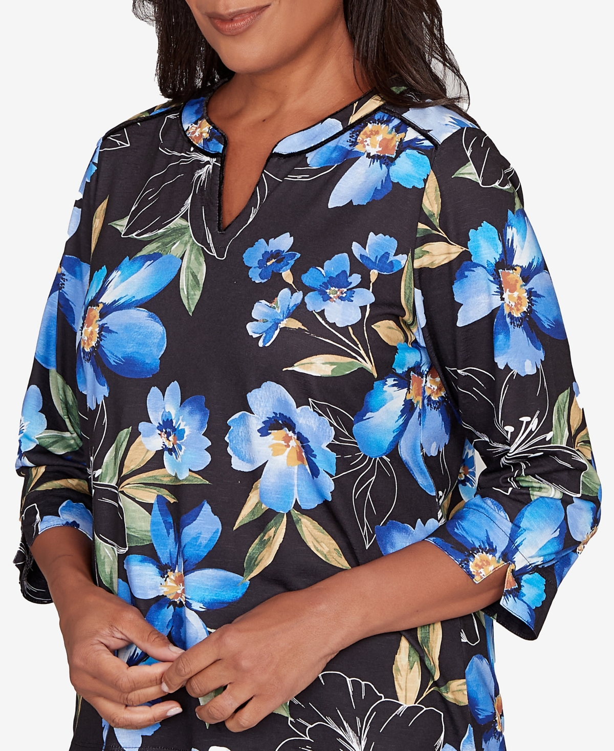 Alfred Dunner Petite Barcelona Watercolor Floral Velvet Trim Top In Black