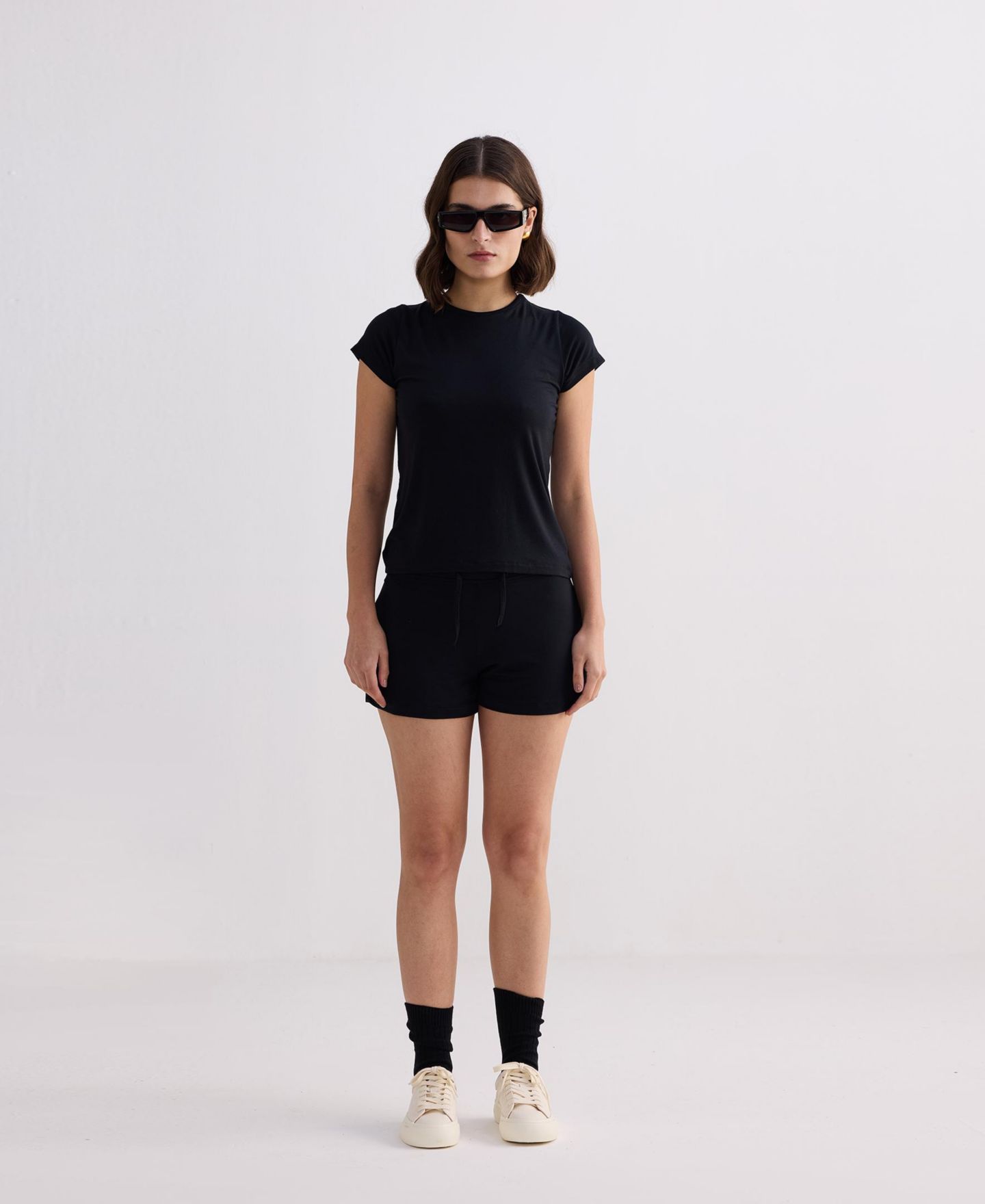 Женская футболка Reistor Essential Short Sleeve, цвет: Чёрный — фото 5