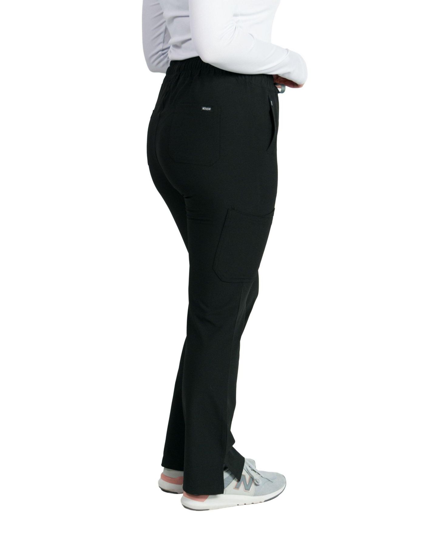Женские брюки Medgear Slim 4-Way Stretch Scrubs with 8 Pockets, цвет: Чёрный — фото 3