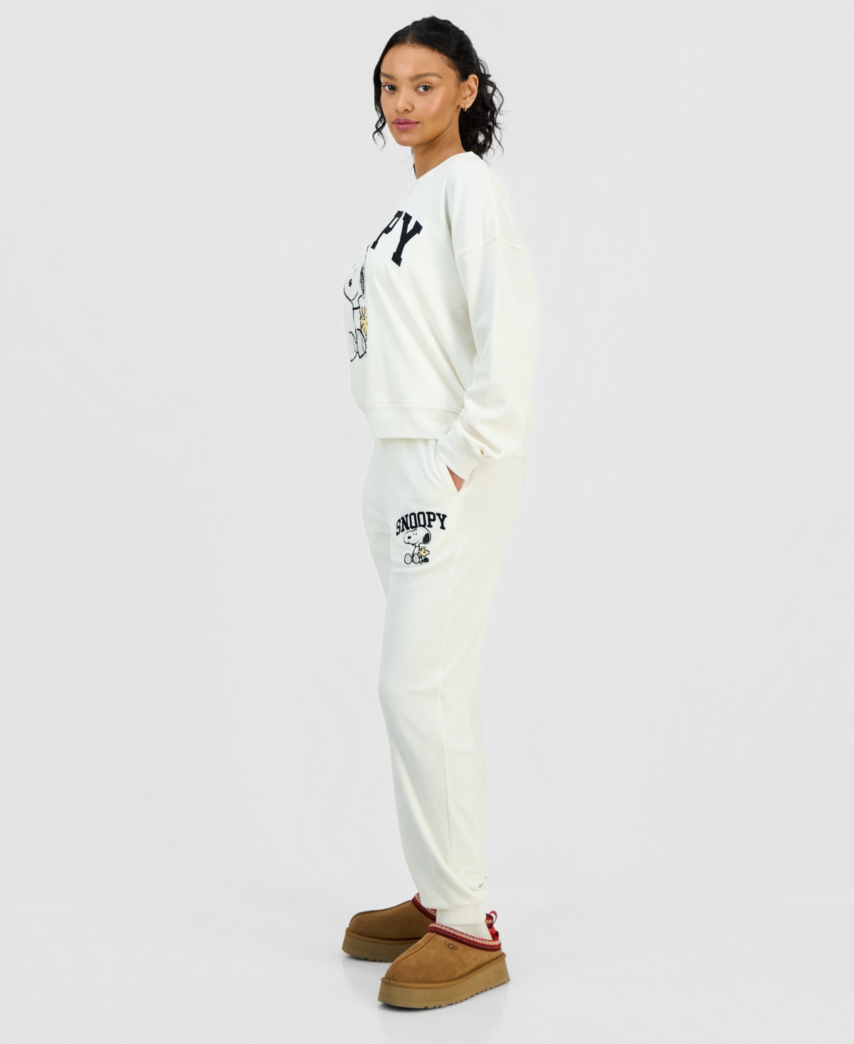 Grayson Threads, The Label Juniors' Snoopy Velour Jogger Pants In White