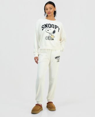 Juniors' Snoopy Velour Sweatshirt