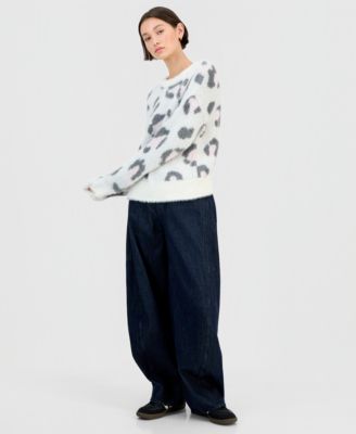 Juniors' Crewneck Animal-Graphic Eyelash Sweater 