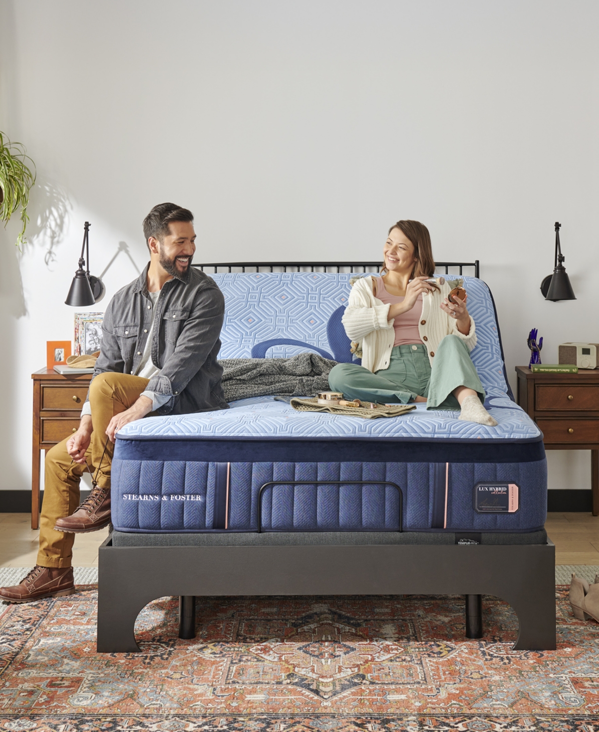 Stearns & Foster Lux Hybrid Elite 14.5" Medium Tight Top Mattress, King In Transparent