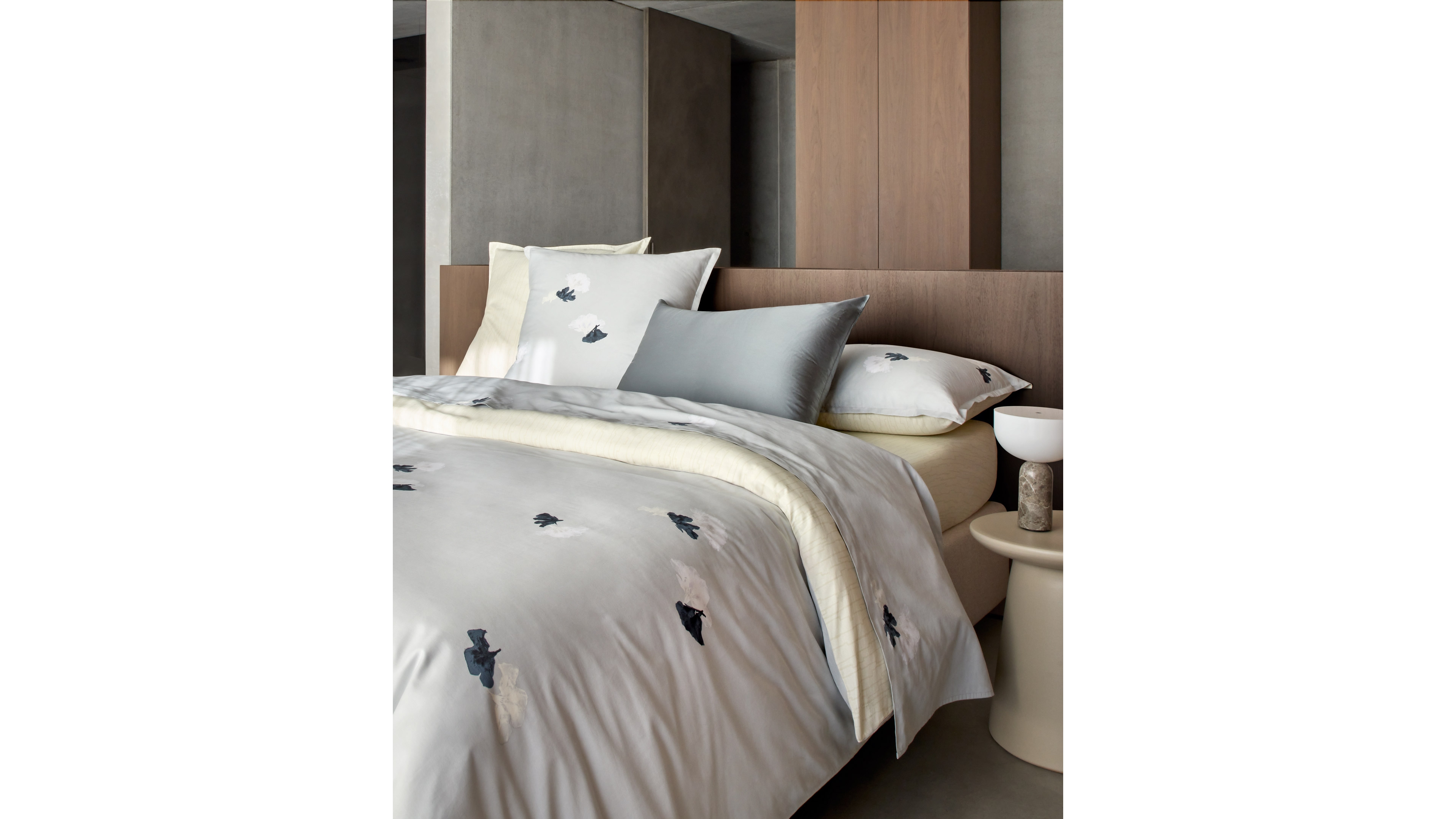 Boss Home Moon Flowers Luminous Duvet Cover, King