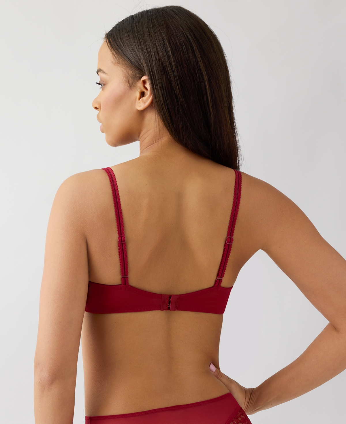 B.tempt'd By Wacoal Women's It's On Lace Underwire Bra 951296 In Red
