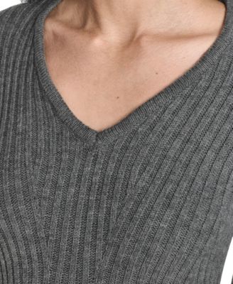 Petite V-Neck Fit & Flare Ribbed Dress