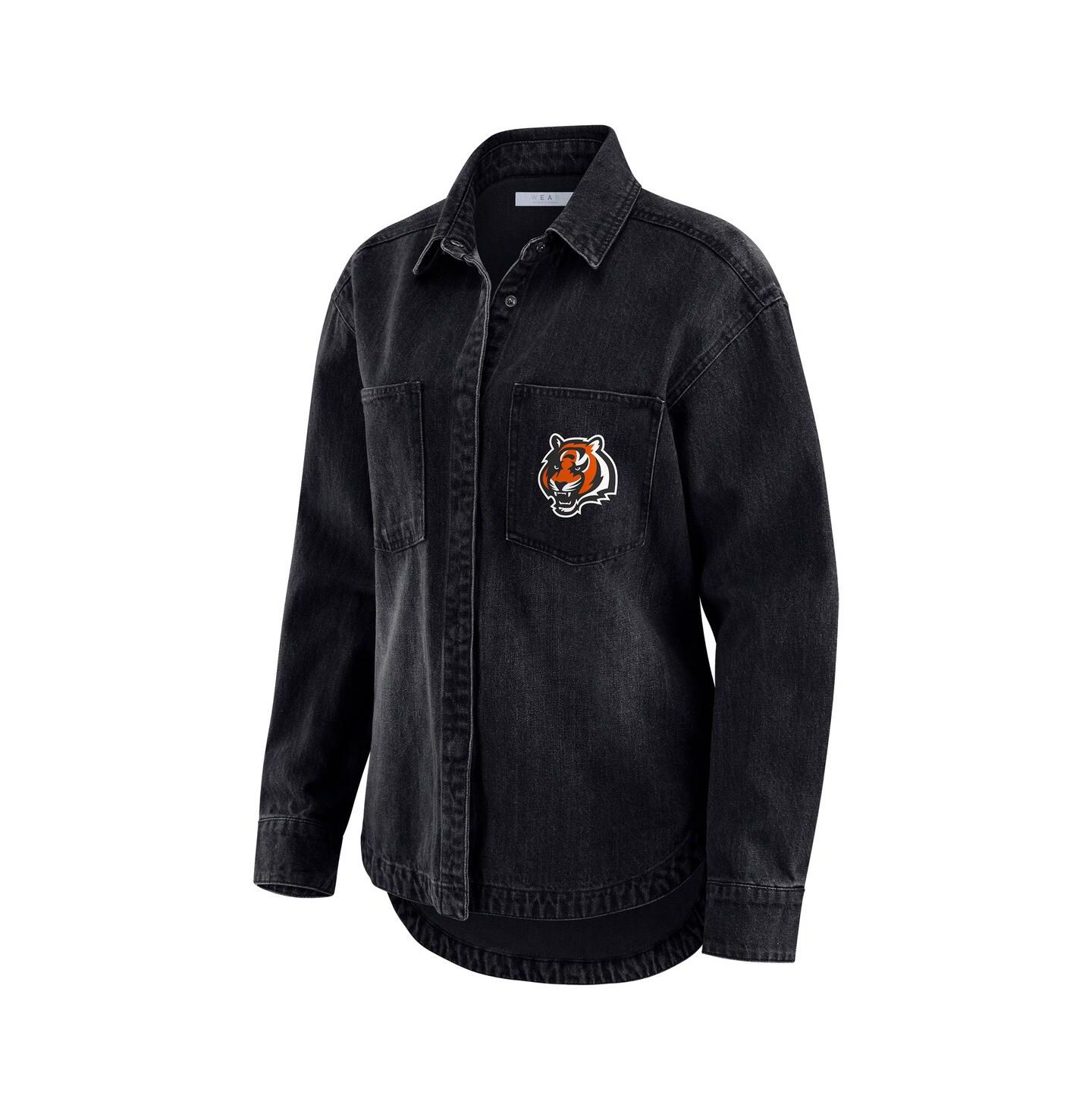 Женские куртки WEAR by Erin Andrews Black Cincinnati Bengals Washed Oversized Denim Full-Snap Shacket — фото 2