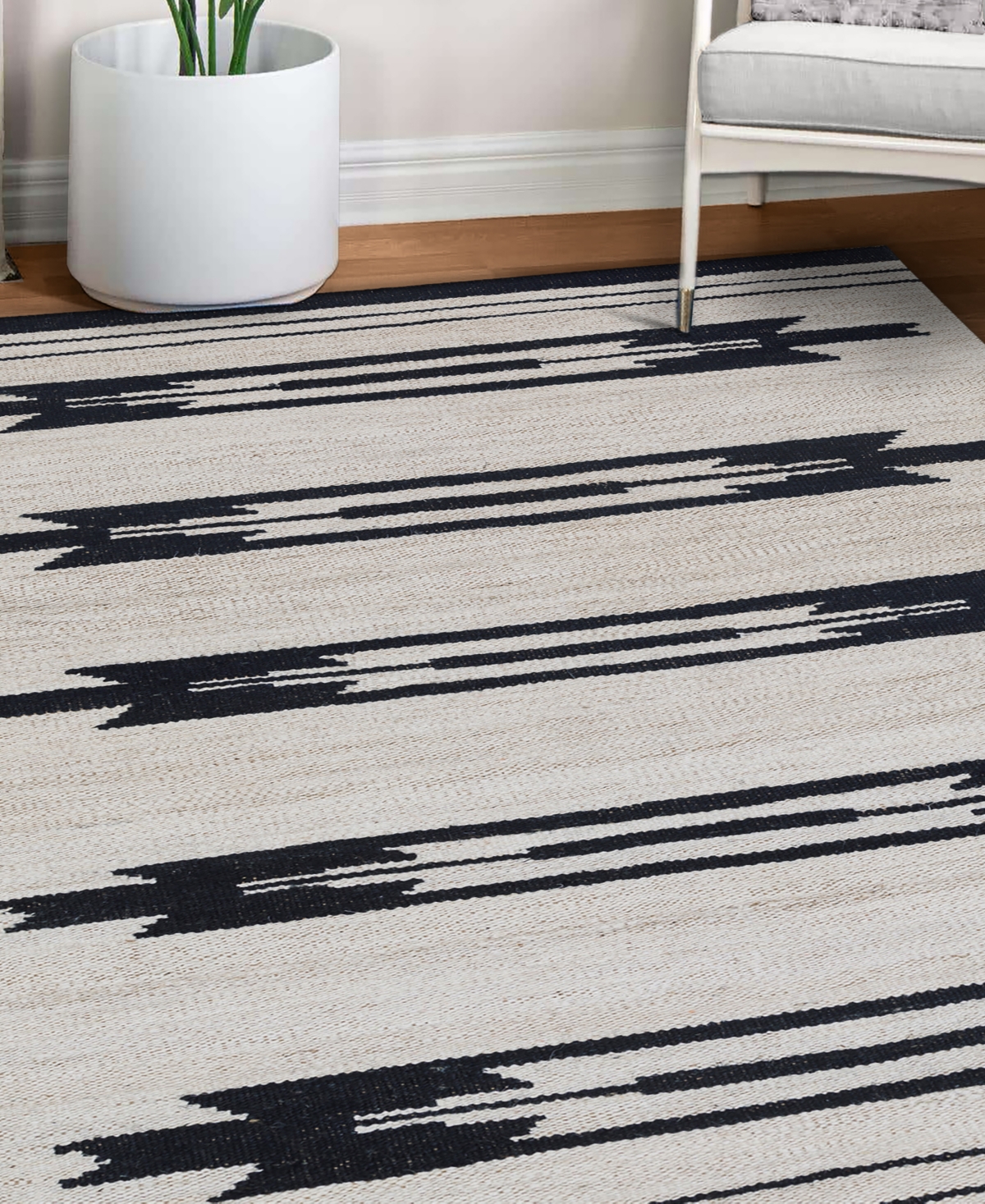 Obeetee Sona Alba 2'6"x8' Runner Area Rug