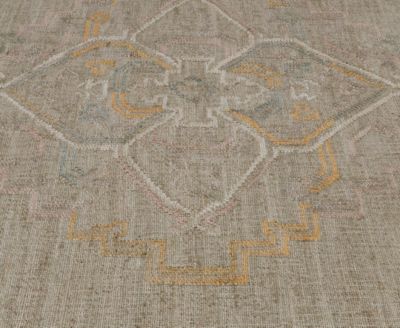 Sona VCD 2'6"x8' Runner Area Rug