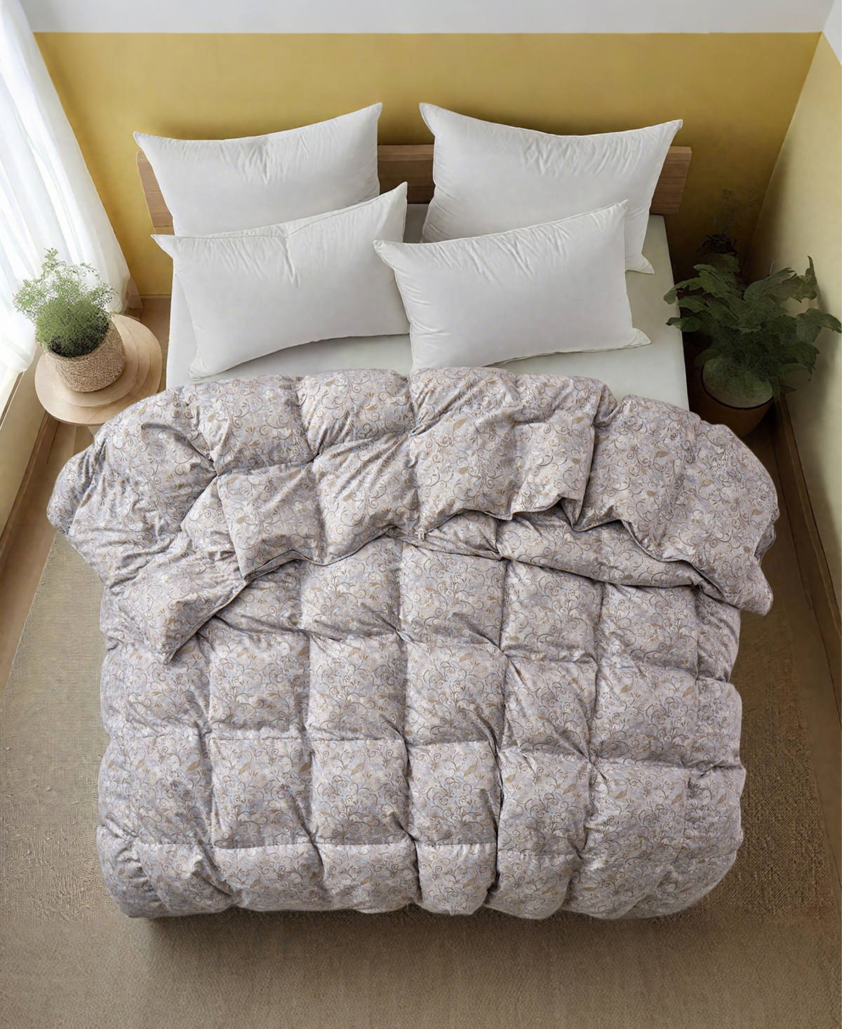 Unikome All Season White Goose Feather Fiber Comforter, California King