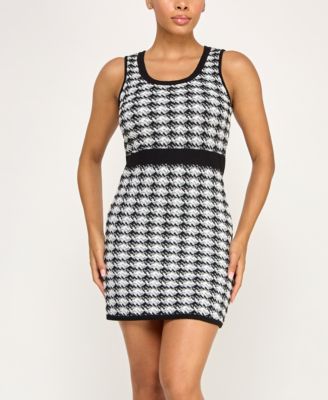 Juniors' 2-Piece Sleeveless Sweater Dress