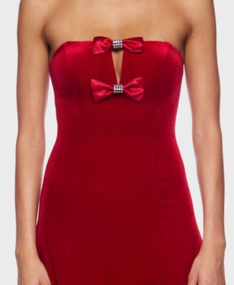 Juniors' Strapless V-Neck Fitted Dress