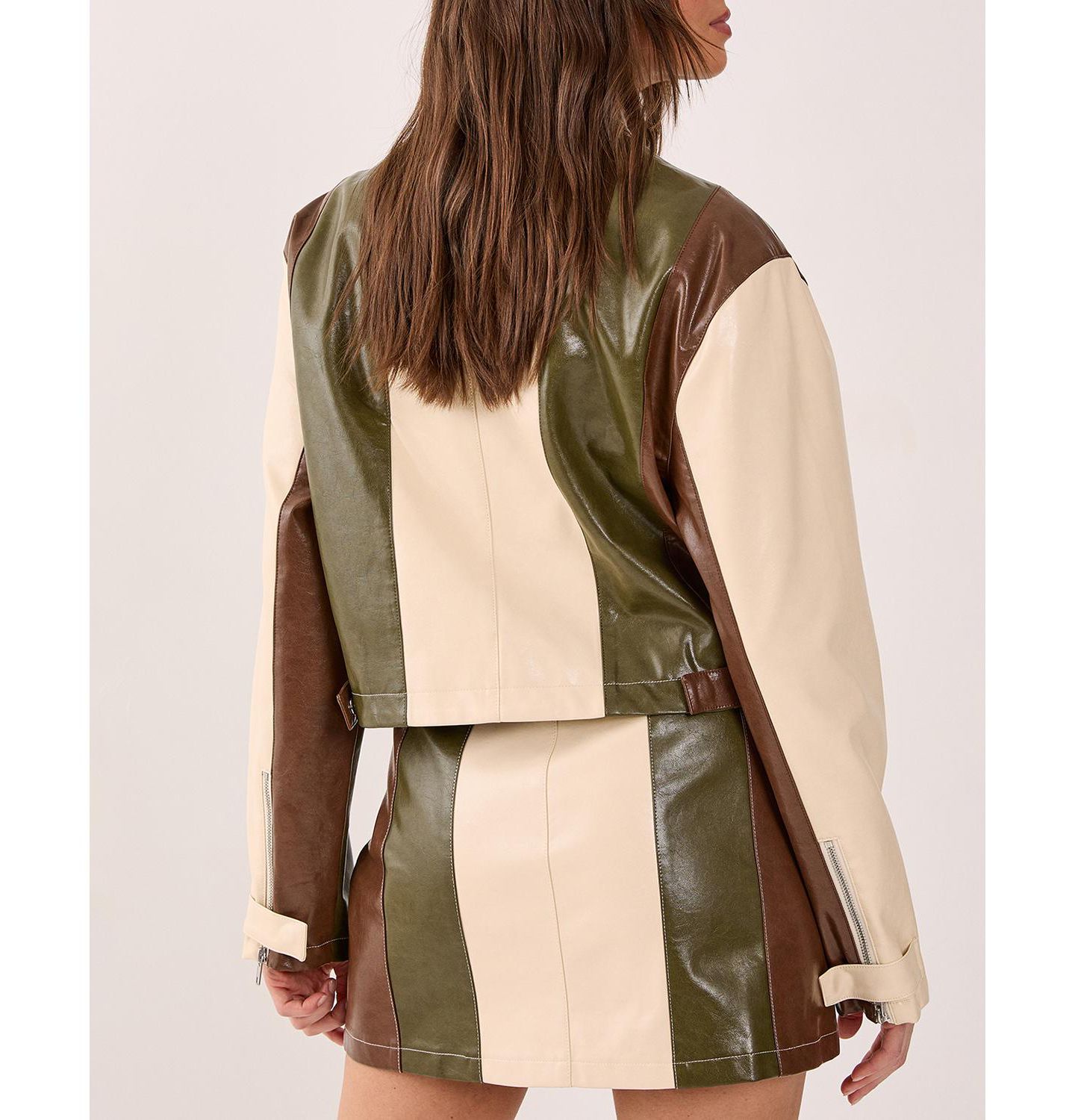 Женская куртка Nasty Gal Panelled Faux Leather Biker, цвет: Кремовый — фото 6