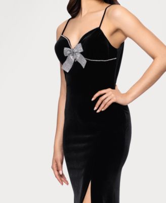 Juniors Sweetheart Sleeveless Velvet Gown