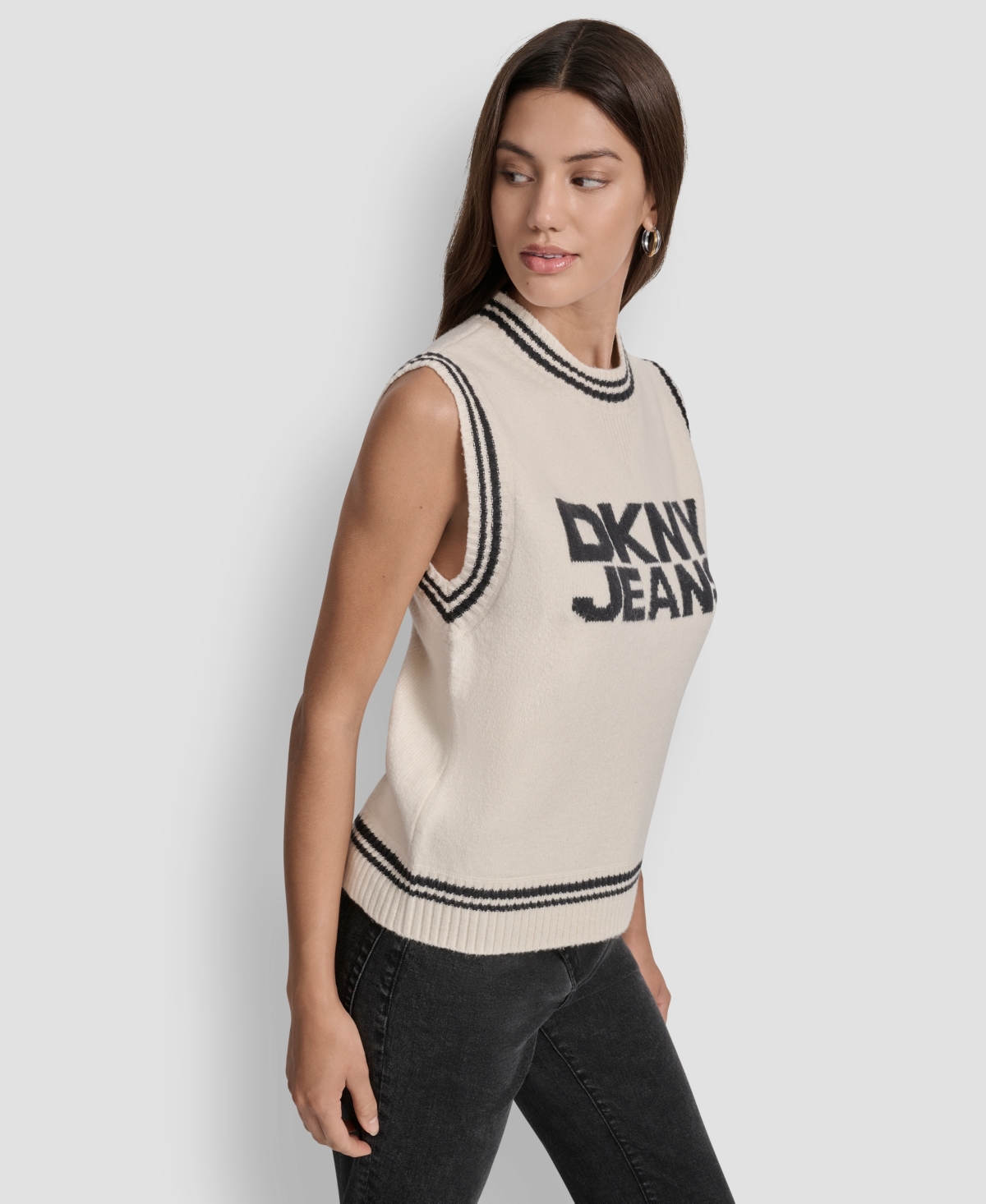 Dkny Jeans Women's Logo Detail Sleeveless Sweater In Neutral