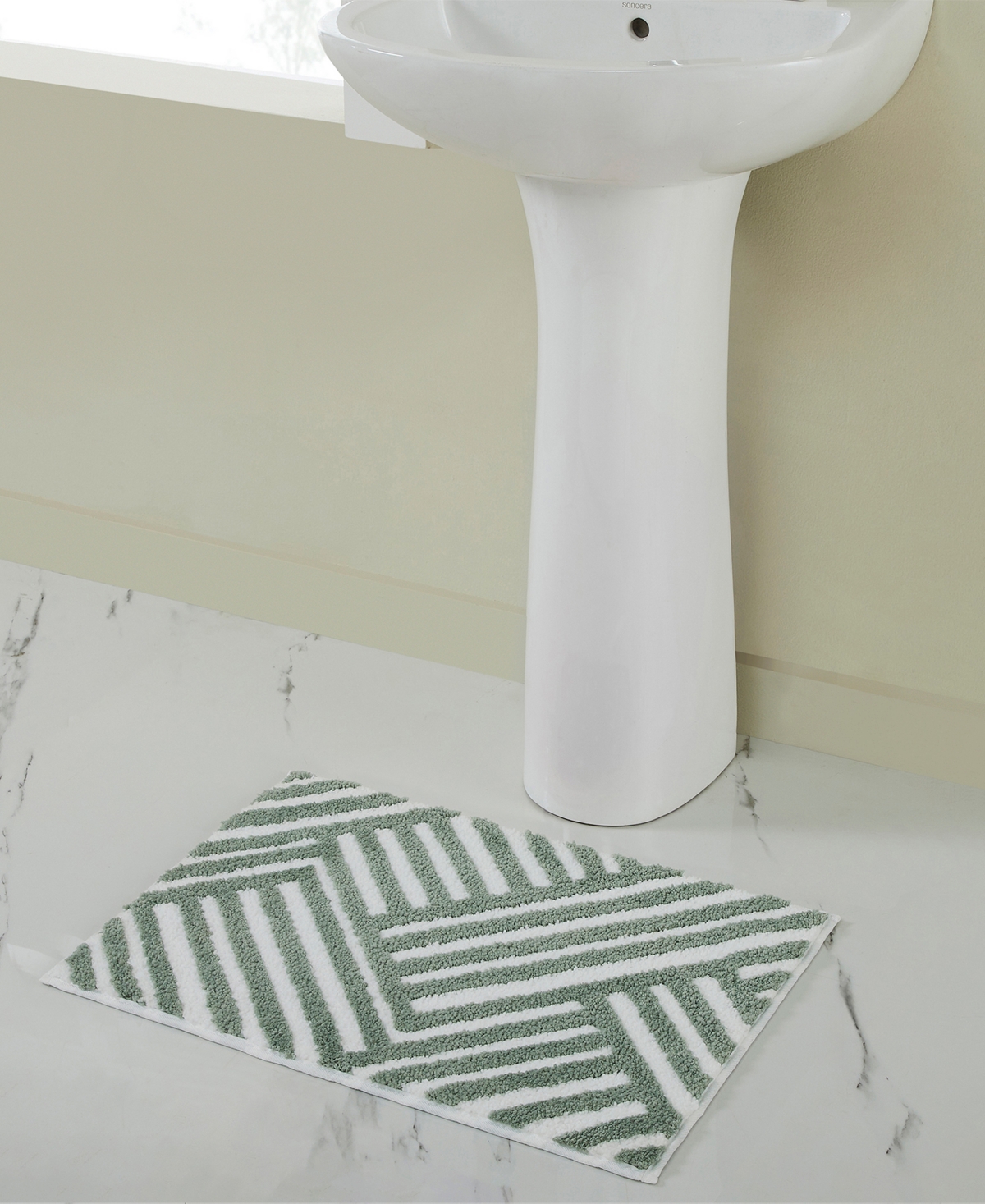 Vcny Home Geometric Lines Tufted Bath Rug, 18" X 27" In Green