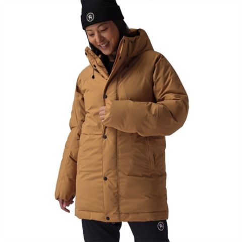 Женские куртки Backcountry Women's ALLIED Down Apres Parka Down Jackets
