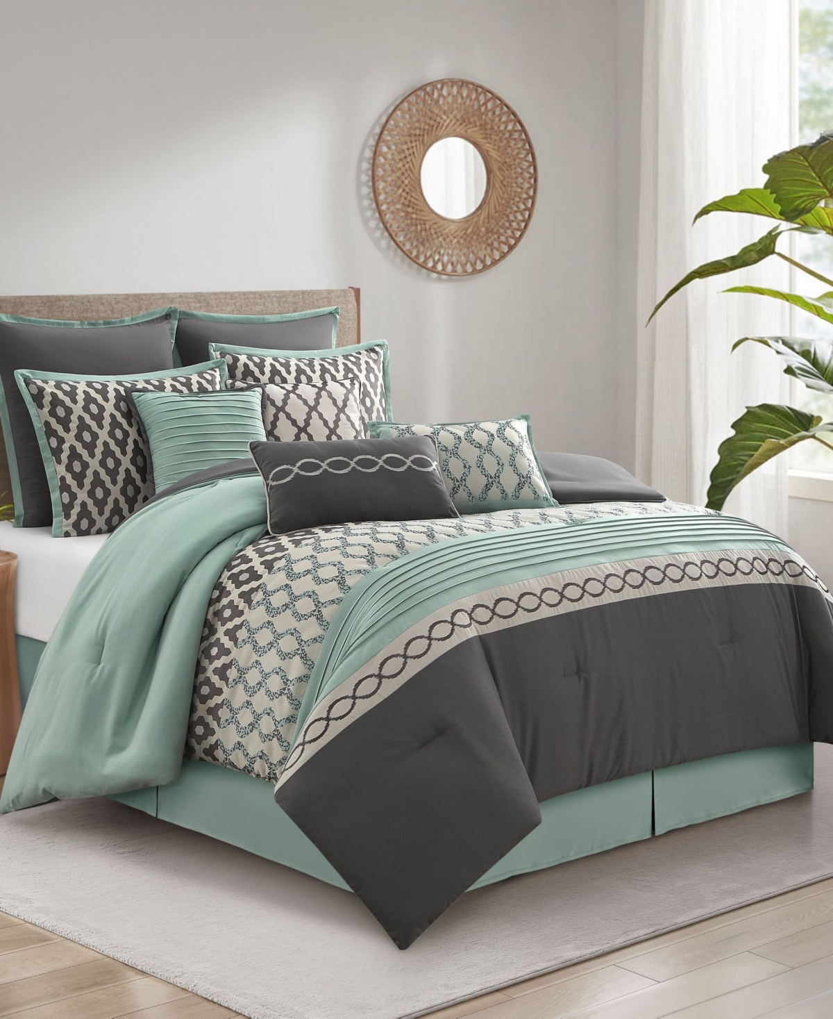 Stratford Park Caval 10-piece Comforter Set, Queen In Black