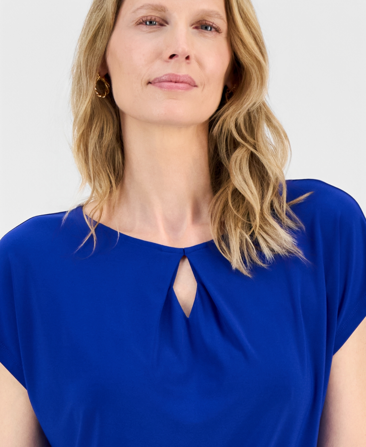 Kasper Women's Diamond-neck Short-sleeve Blouse In Blue