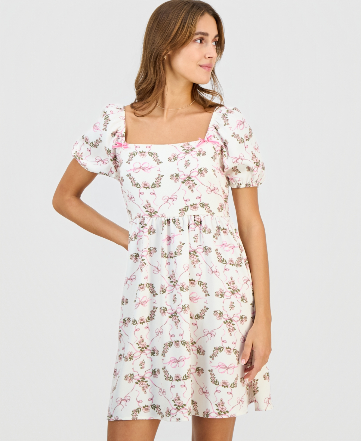 Self Esteem Juniors' Short-sleeve Square-neck Mini Dress In White