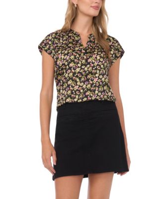Vince Camuto - Women's V-Neck Short Sleeve Top
