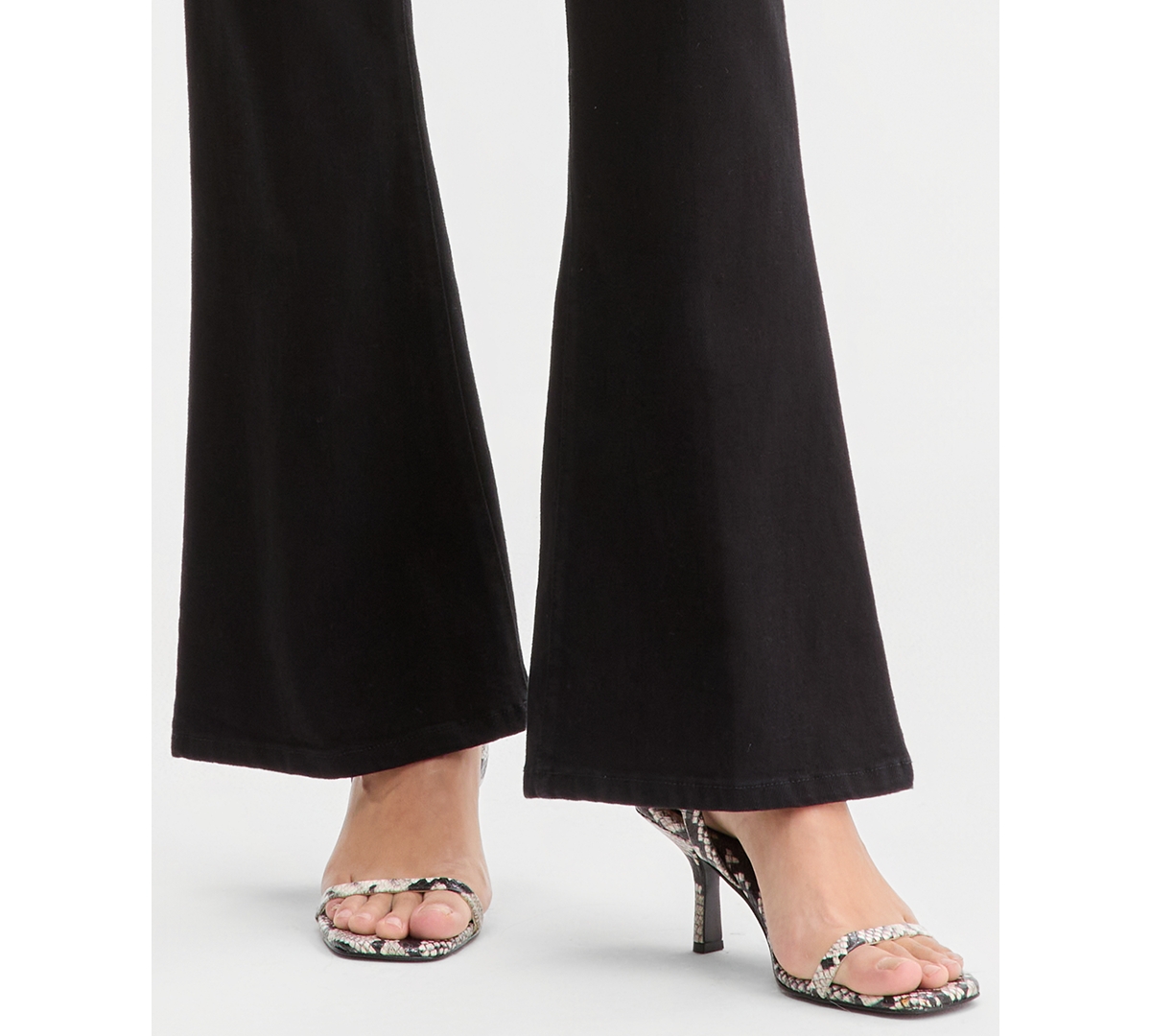 Guess Women's Belle High-Rise Flare Jeans