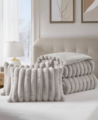 Jasmine Faux Fur Reverse to Velvet 3-Pc. Comforter Set, Full/Queen