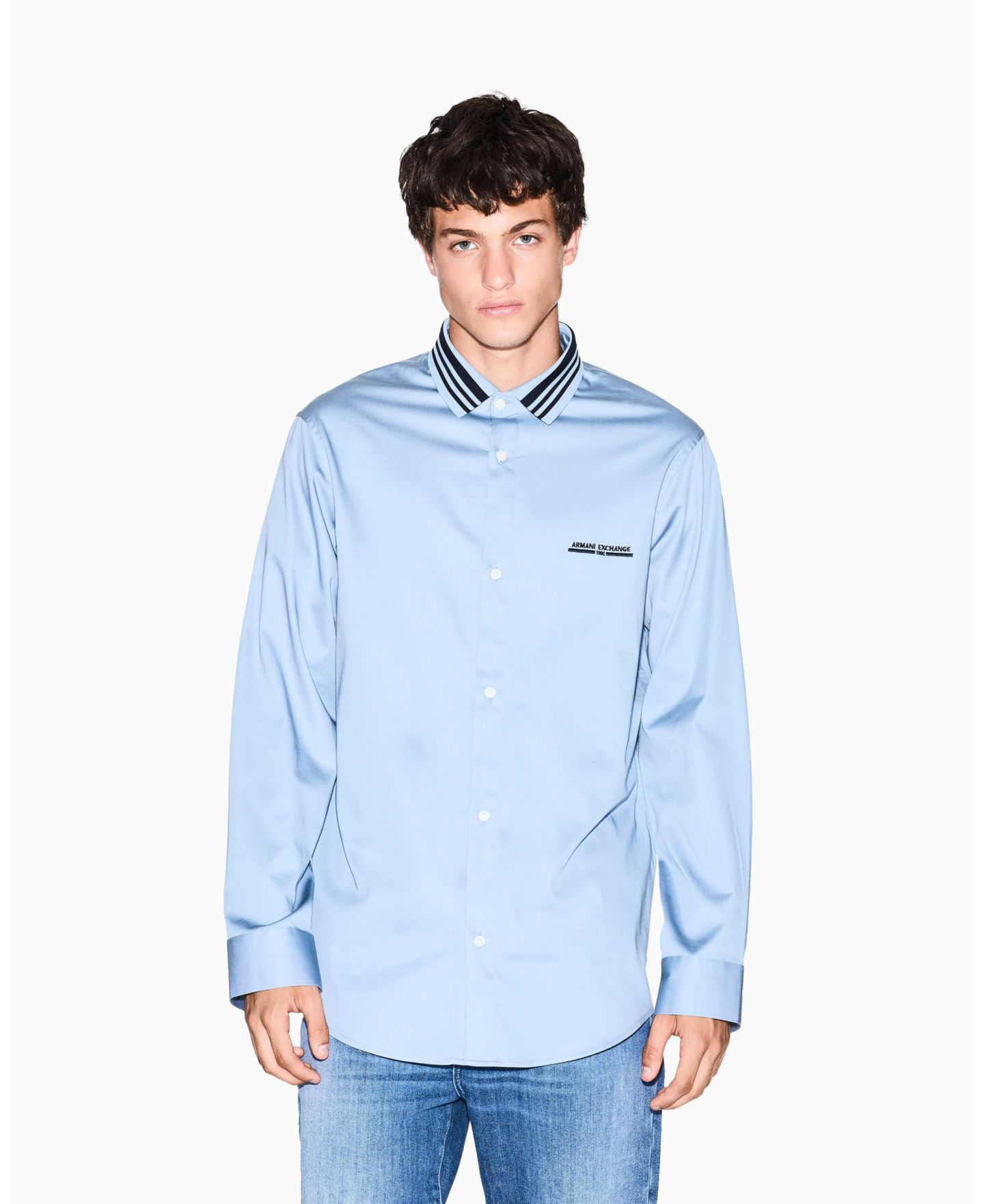 Мужская рубашка A|X Armani Exchange Collar Tipping Woven Dress Shirt, цвет: Выцветший джинсовый синий — фото 1