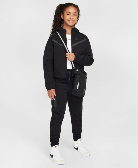 Худи Nike Long-Sleeve для девочек, цвет: Чёрный