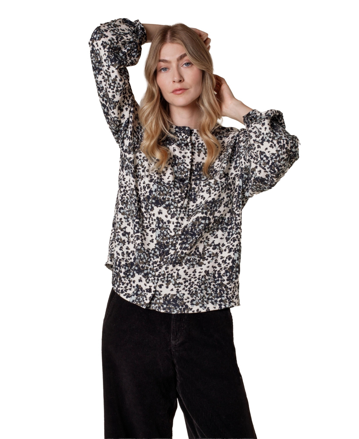 Celtic & Co. Women's Printed Drop Shoulder Long Sleeve Shirt