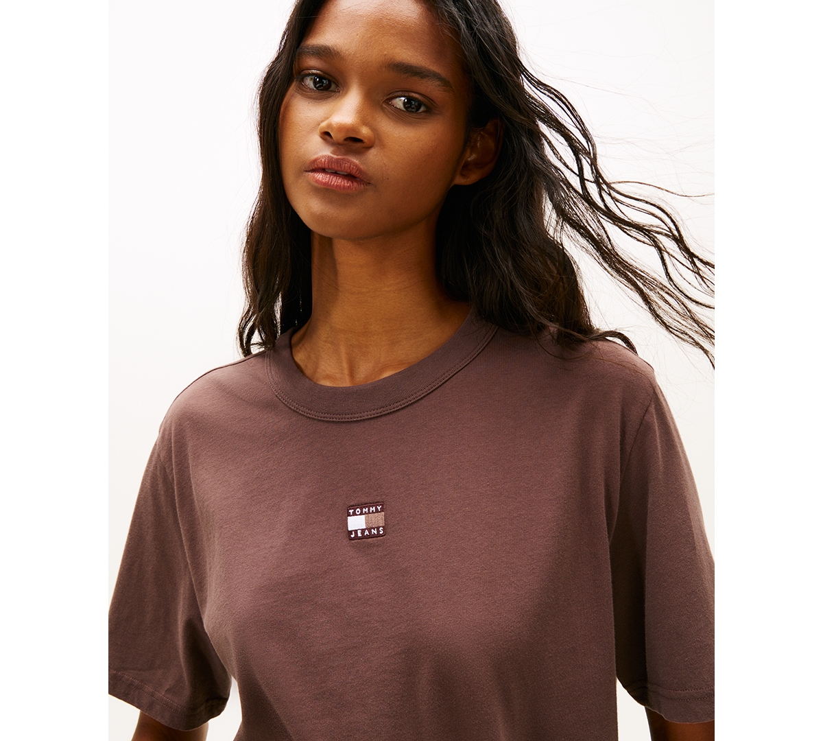 Tommy Jeans Women's Boxy Badge Crewneck T-Shirt