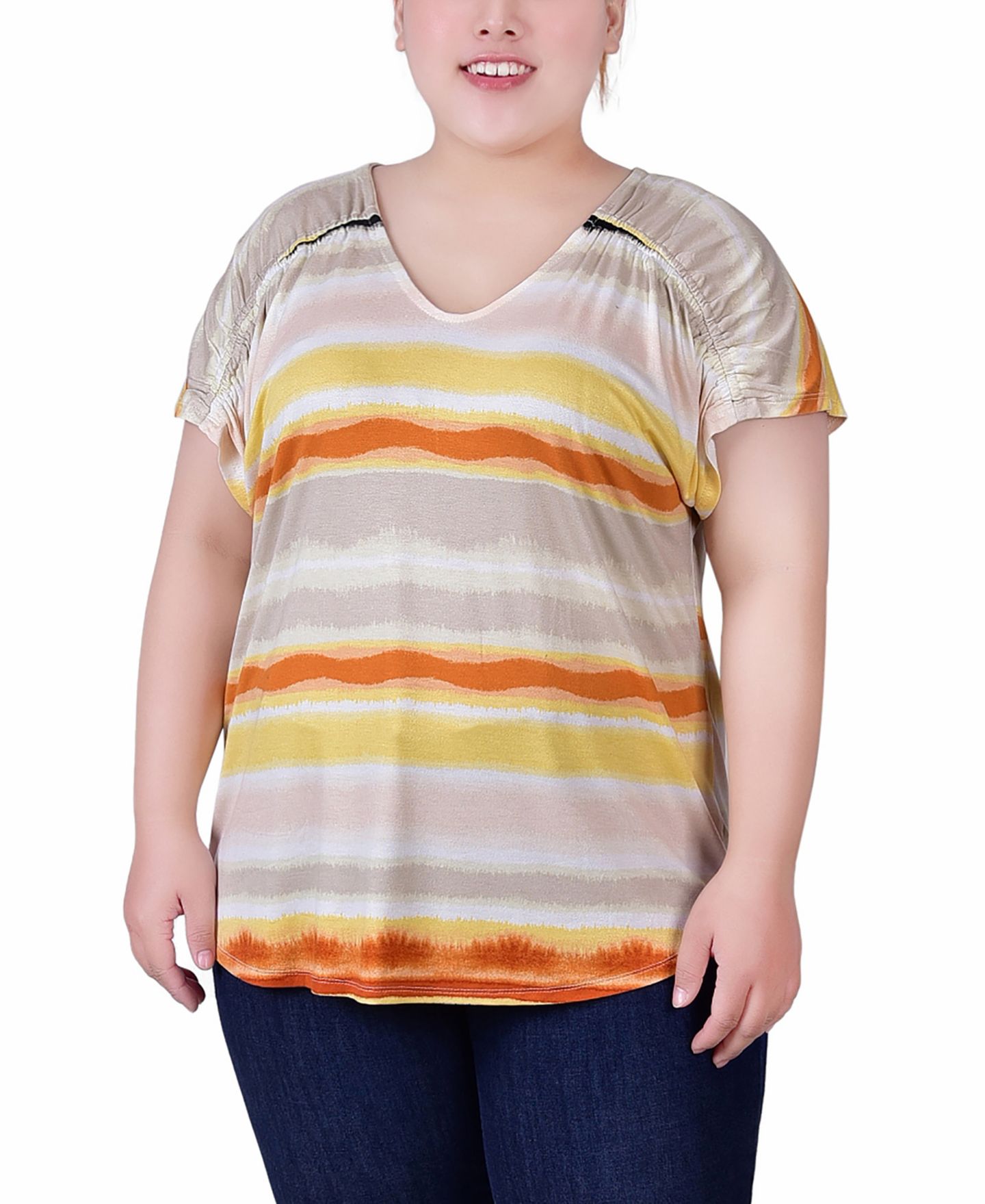 Женский топ NY Collection Plus Size Short Sleeve Striped V neck, цвет: Жёлтая слоновая кость полосатый — фото 1