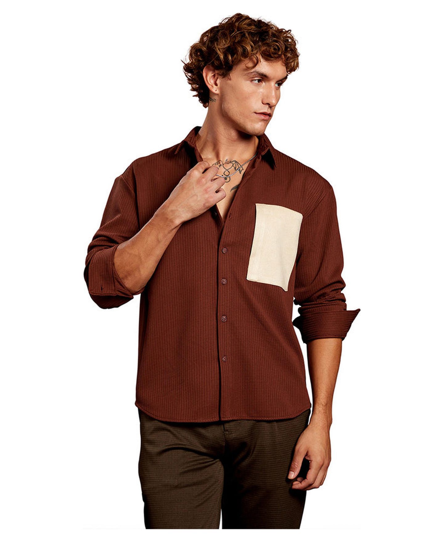 Мужская рубашка Cahoot Campus Sutra Chocolate Brown Block-Patch Oversized, цвет: Коричневый — фото 1