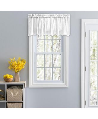 Ellis Curtain