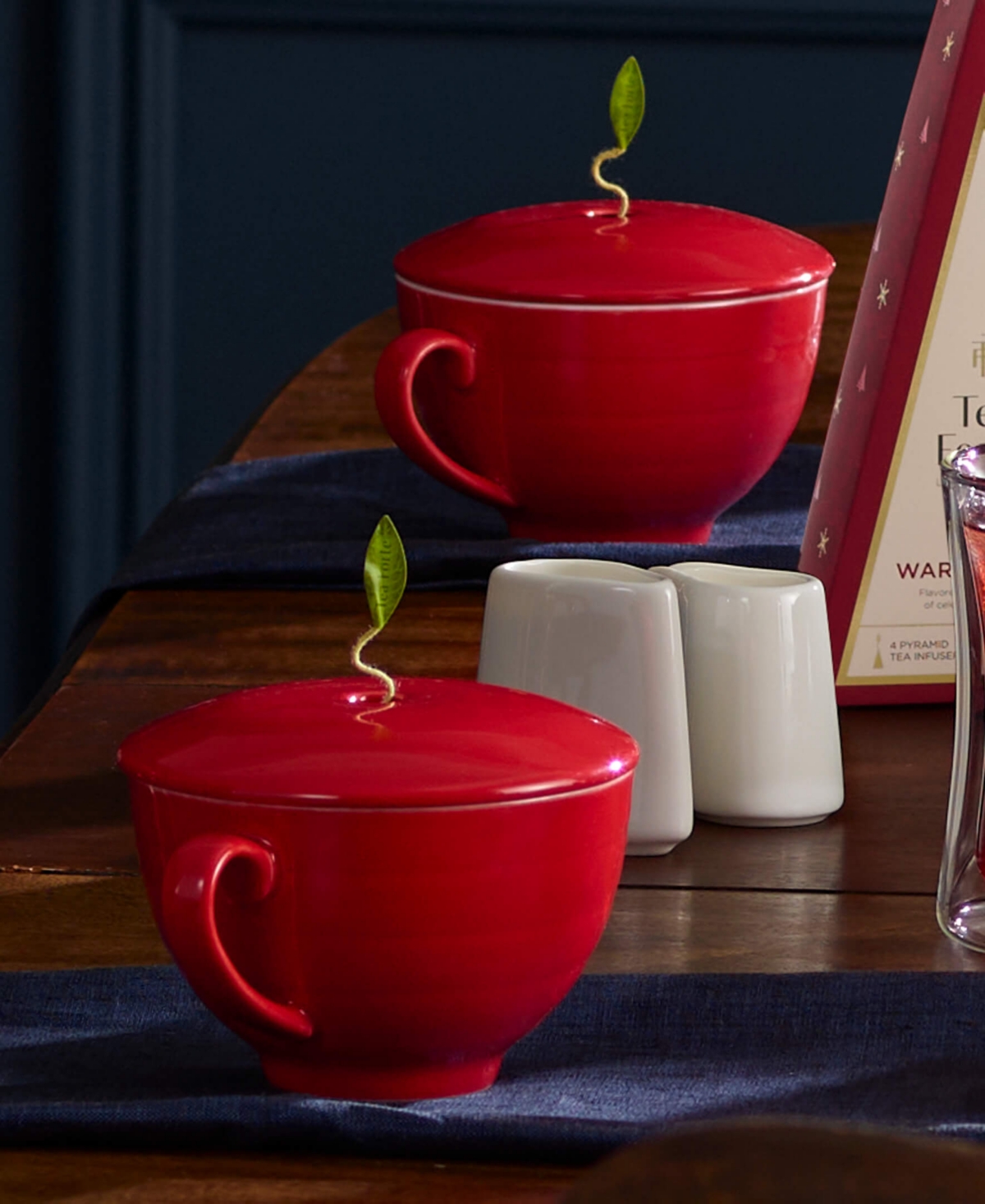 Tea Forte Holiday Warming Joy Bundle with 10-Pyramid Infusers, Cafe Cup and Tea Tray