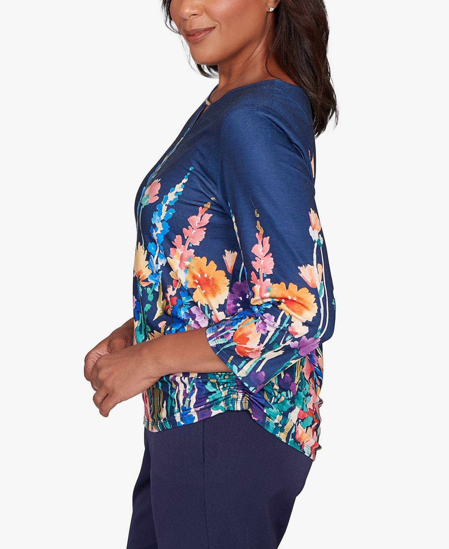 Женский топ Alfred Dunner Saratoga Springs Vertical Floral Border Knit, цвет: Тёмно-синий разноцветный — фото 3