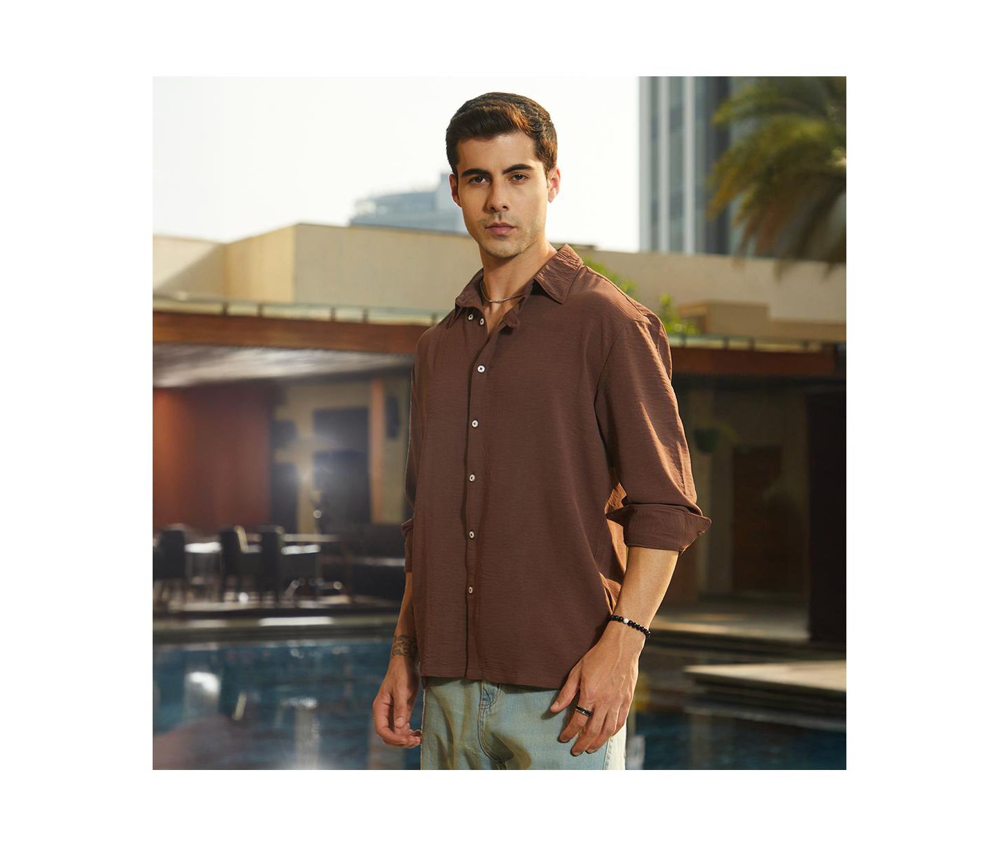 Мужская рубашка Cahoot Campus Sutra Chocolate Brown Breezy Wrinked, цвет: Коричневый — фото 2