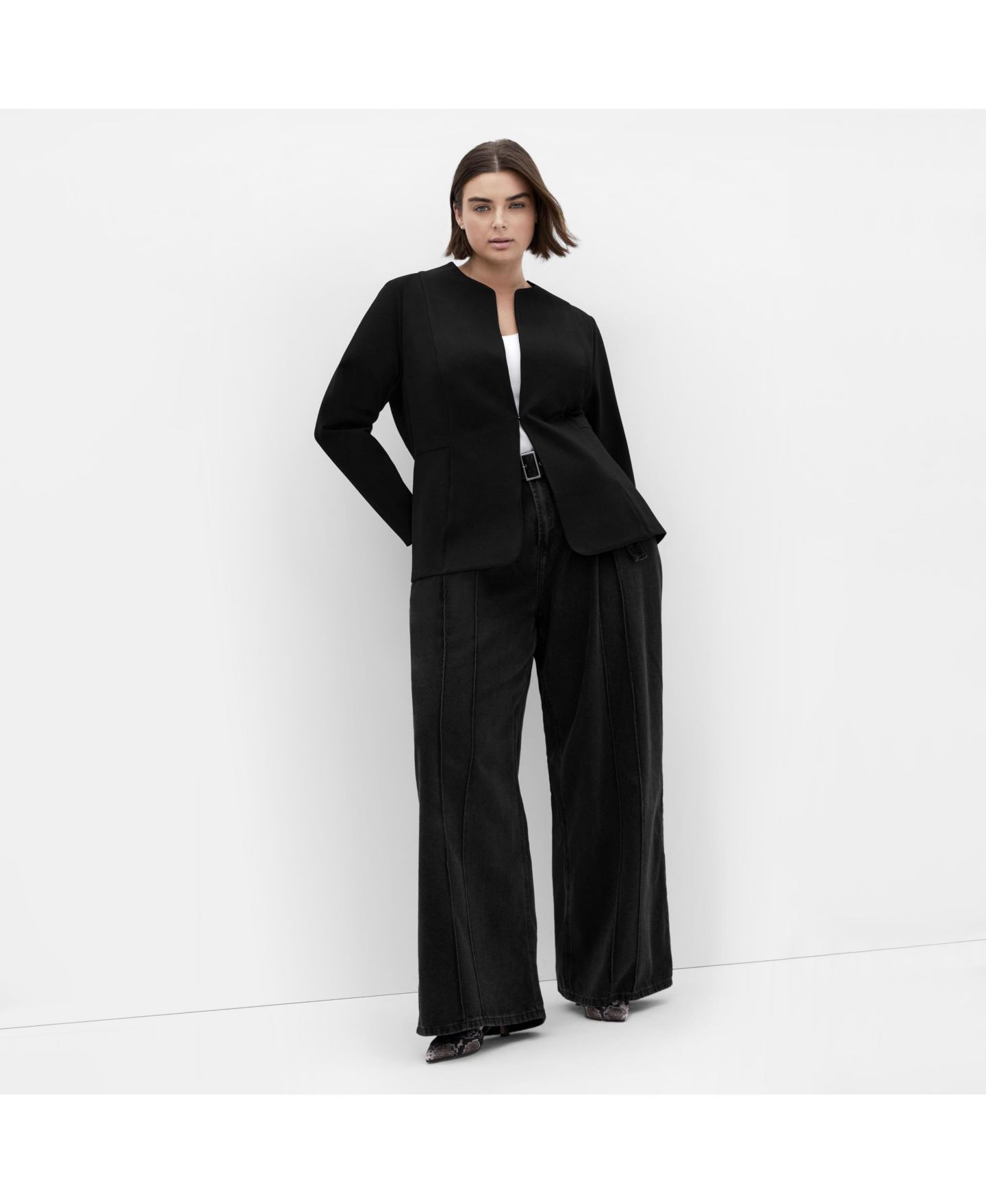 Женская куртка CITY CHIC Plus Size Peyton Ponte, цвет: Чёрный — фото 3