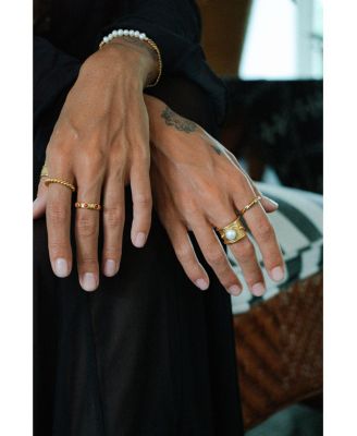 Della Pearl Band Ring