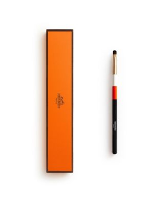 Les Pinceaux Herm&egrave;s Le Contour Brush