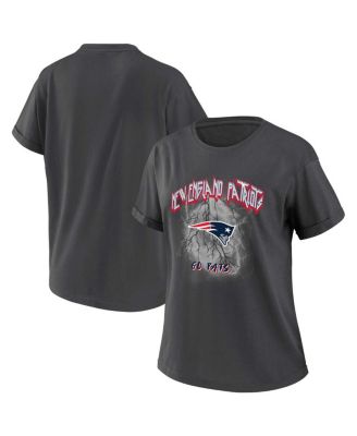 WEAR by Erin Andrews - Women's Charcoal New England Patriots Boyfriend T-Shirt