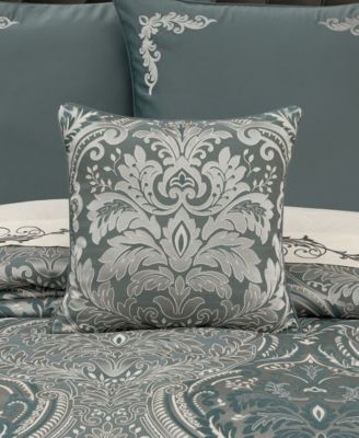 Renata Damask Decorative Pillow, 20" x 20"