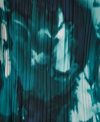 Women's Long Sleeve Release Pleat Shift Dress