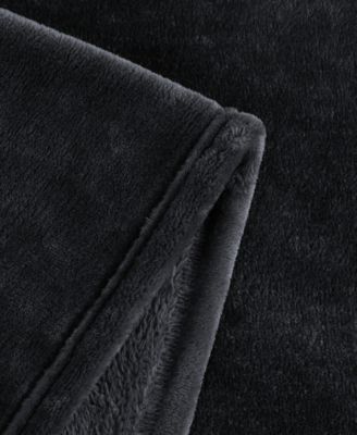 Solid Plush Blanket, Twin