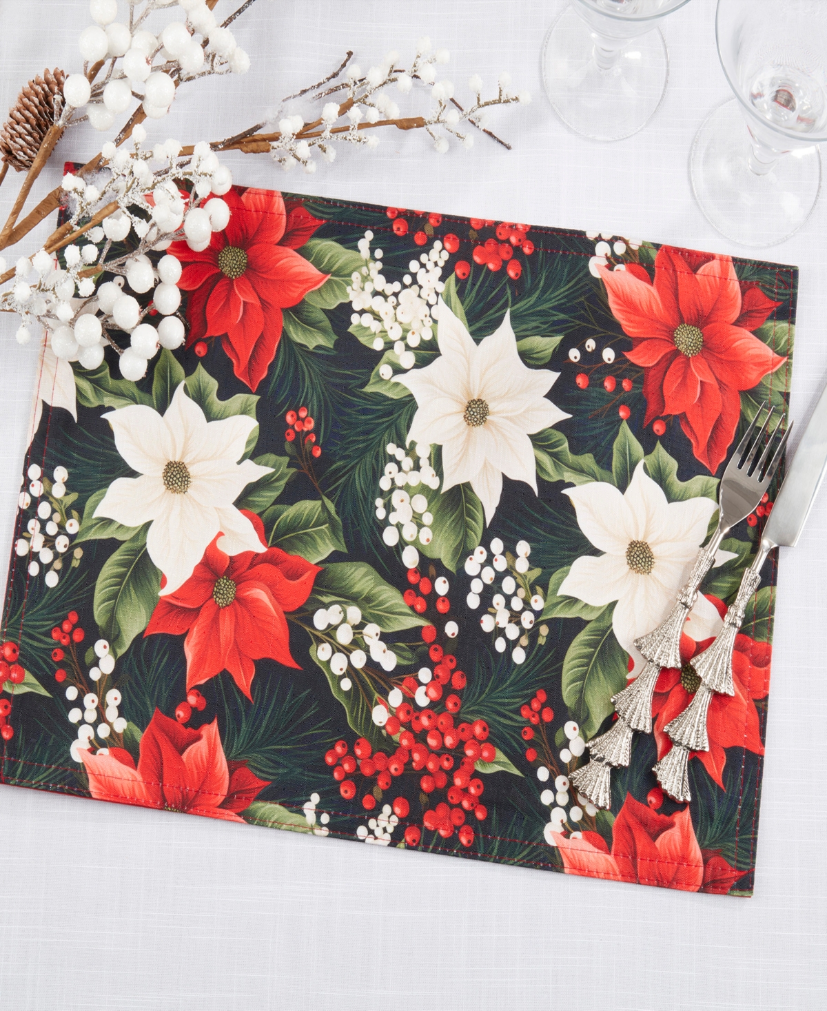 Saro Lifestyle Winter Bloom Placemat, Set Of 4 In Multi