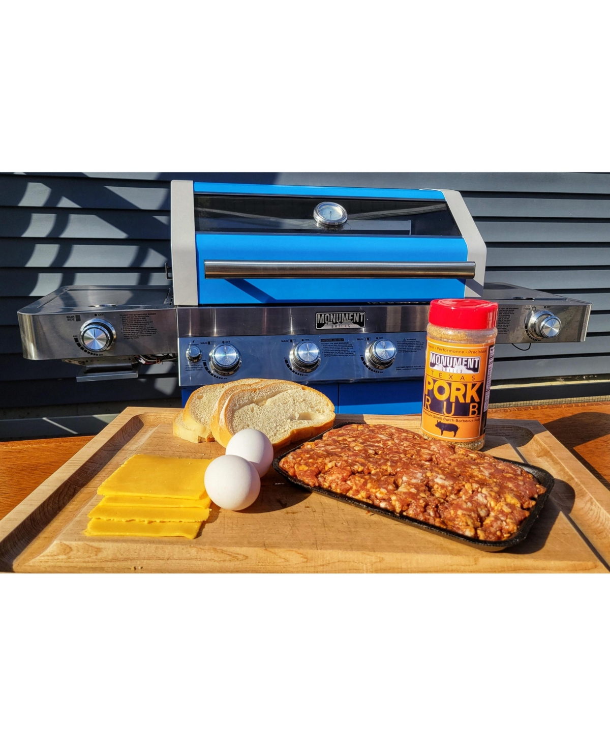 Monument Grills 4 Burner Stainless Steel Classic Series Grill