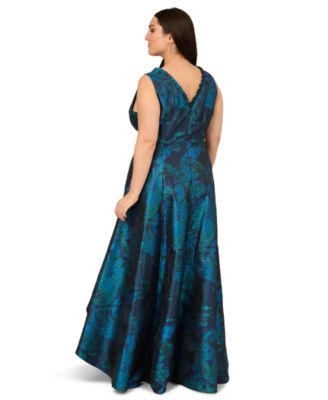 Women's Plus Size Floral V-Neck Gown