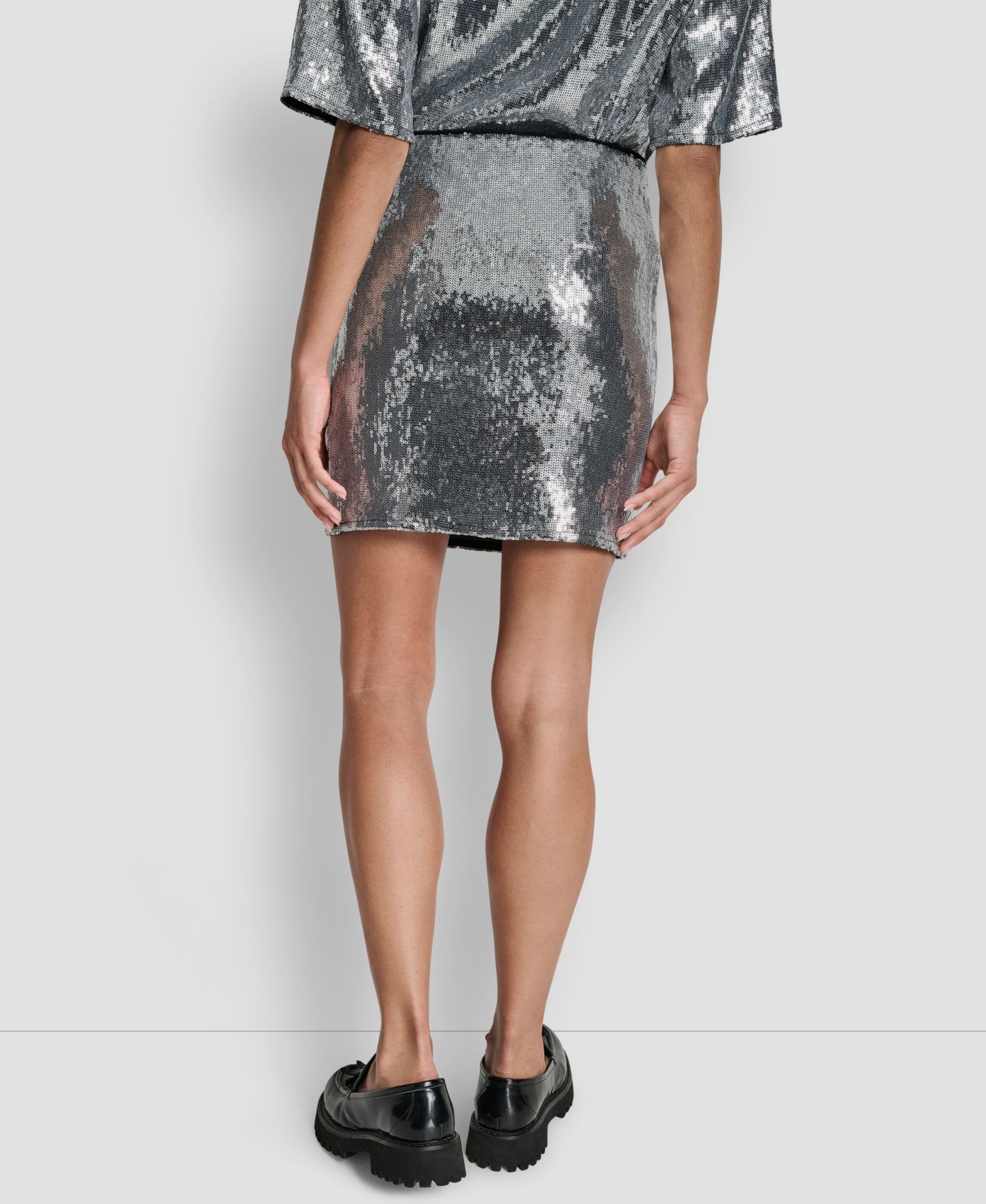 Женская юбка DKNY Jeans Sequin Pull-On Mini, цвет: Чёрный / Серебряный — фото 4