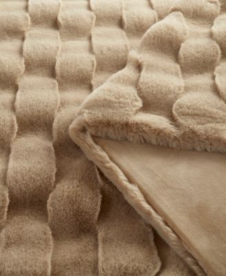 Vivienne Faux Fur Throw, 50" x 60"