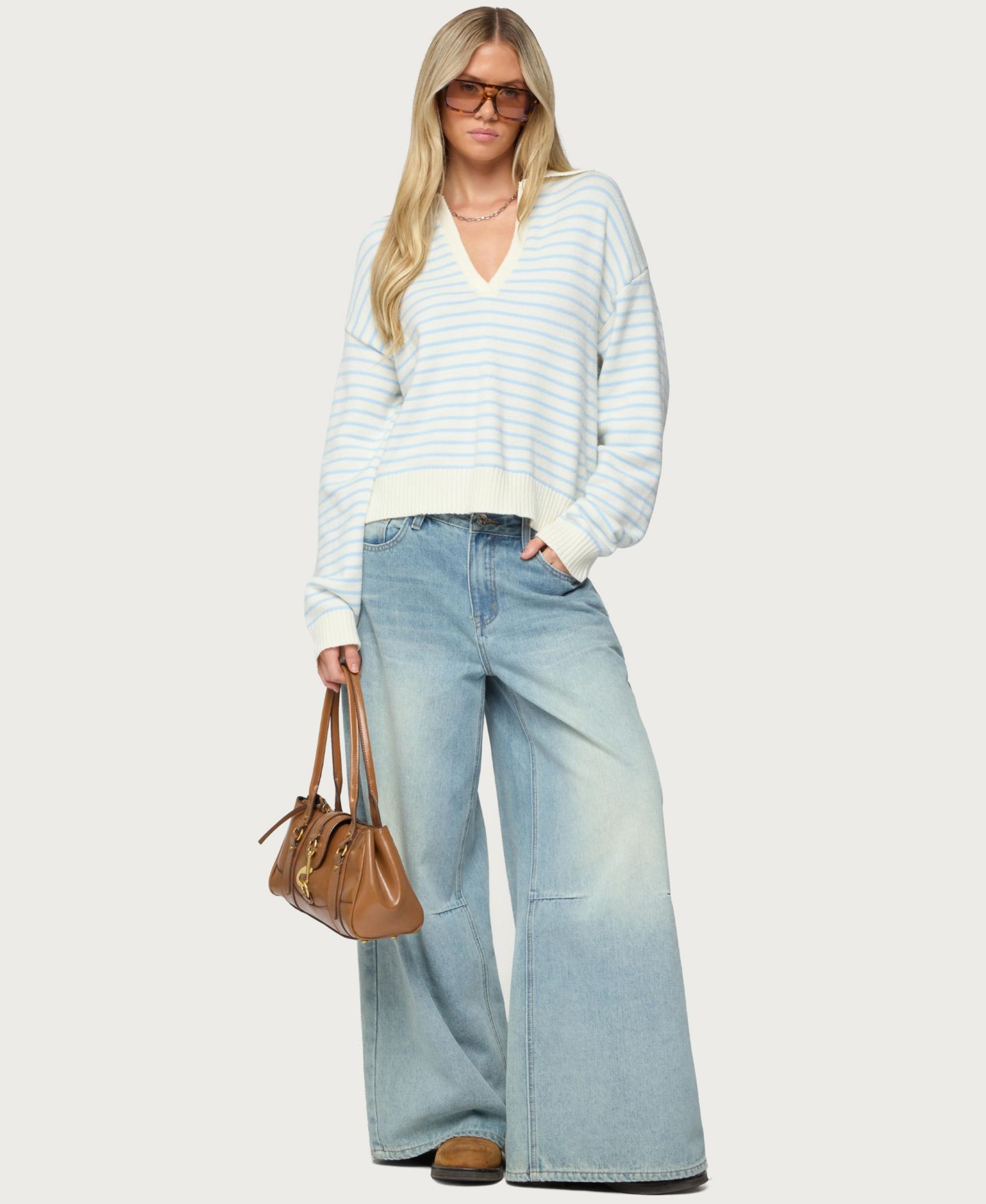 Женский свитер Edikted Copenhagen Oversized Striped, цвет: Светлый синий кремовый — фото 5